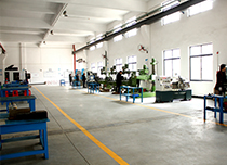 松滋宏聚2018-模具車(chē)間